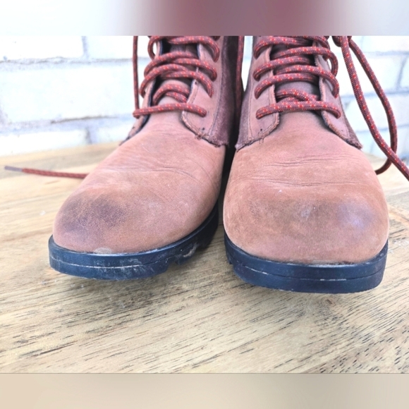 Sorel Emelie Short Boots - Picture 4 of 9